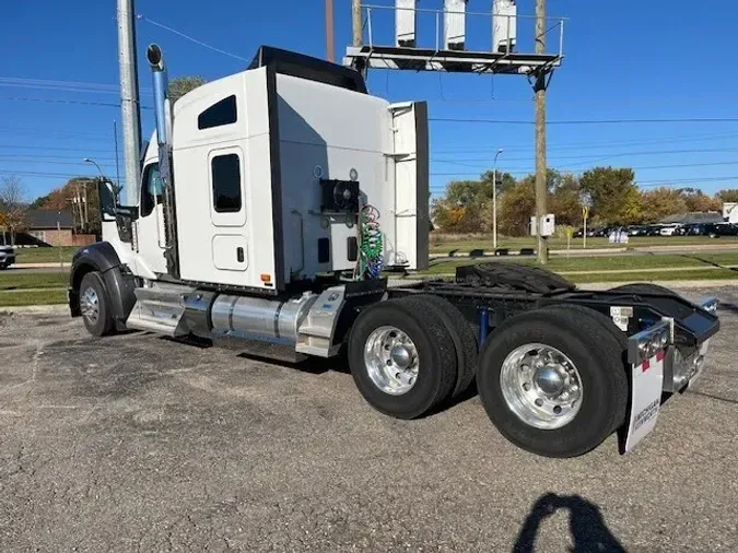 2023 Kenworth W990660138f4637239d11c5dafff7f843c88