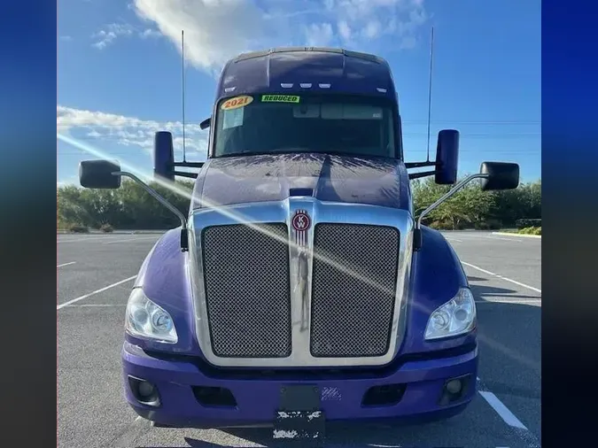 2021 Kenworth T6806603adbda3e9a021f47fadfa7cc471b2