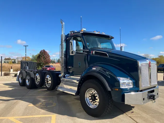 2026 Kenworth T8806606587f5aa441e233956755a837a0c0