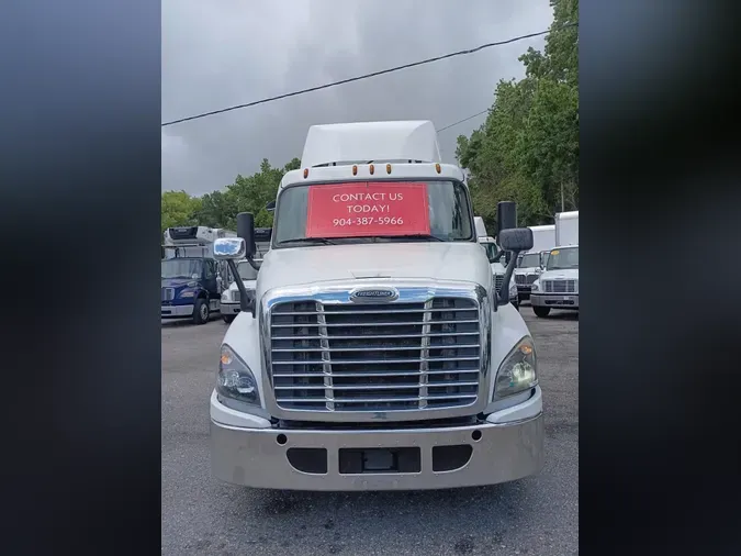 2019 FREIGHTLINER CASCADIA 1256606c1208b4fe95cd44d75553addd209