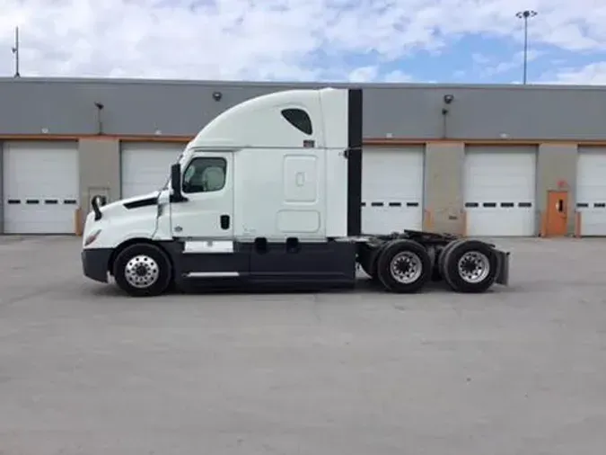 2022 Freightliner Cascadia