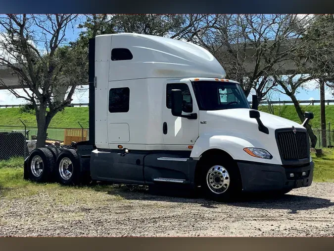 2021 INT LT625 6x466124bfeb05520f1c47f142626a81340