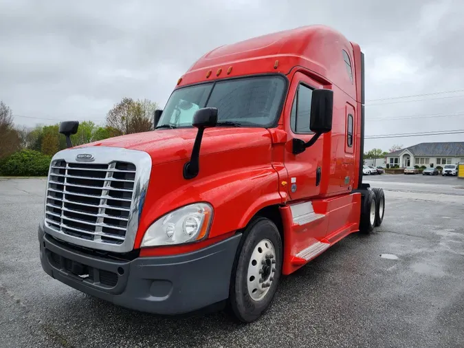 2020 FREIGHTLINER/MERCEDES CASCADIA 1256612e8c3339860bf953df9732f02751e