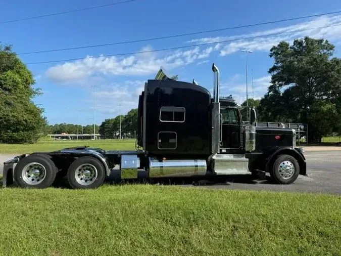 2023 Peterbilt 389661432bf46967db42cbed6a2cebfcd13