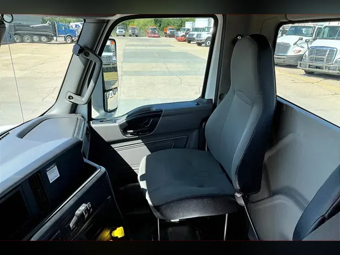 2019 INT LT625 6x4