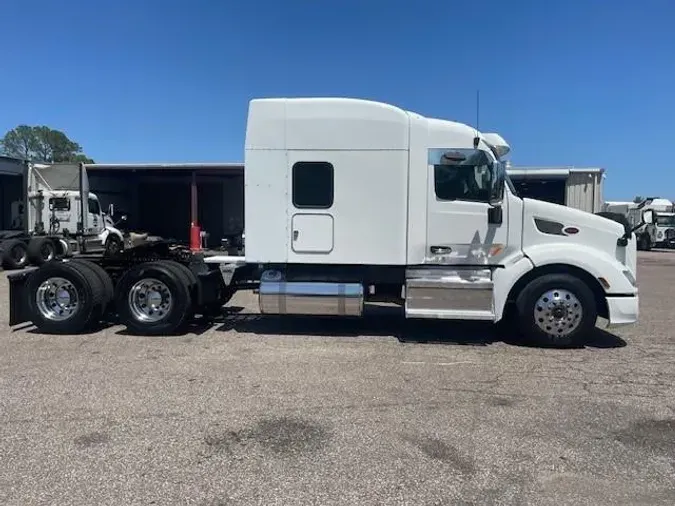 2021 Peterbilt 579