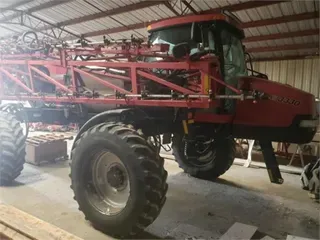 2011 Case IH PATRIOT 3330