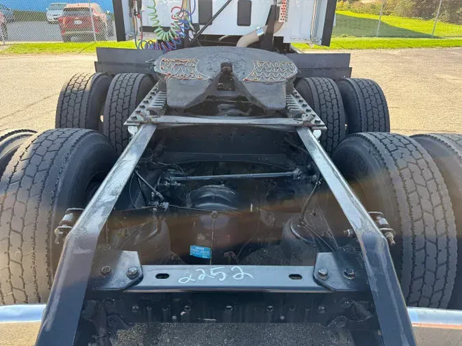 2022 Kenworth T680661868d646693704c03908a2a0c1870f