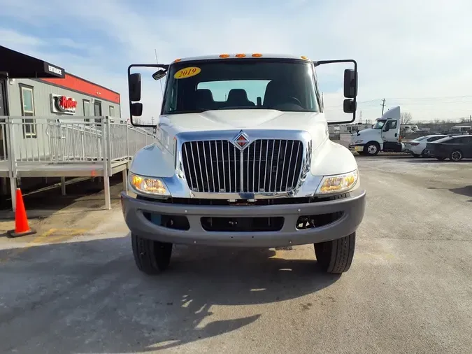 2019 NAVISTAR INTERNATIONAL 4300