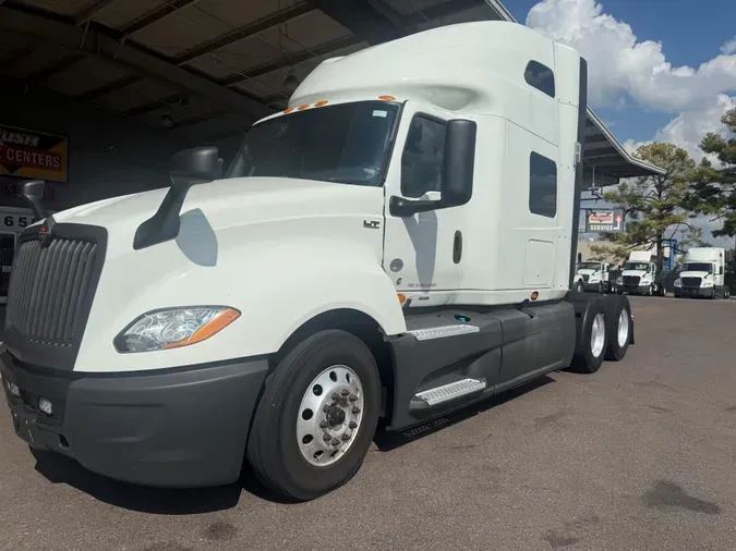 2022 International LT6256619582c8294146c23eea469234ffb37