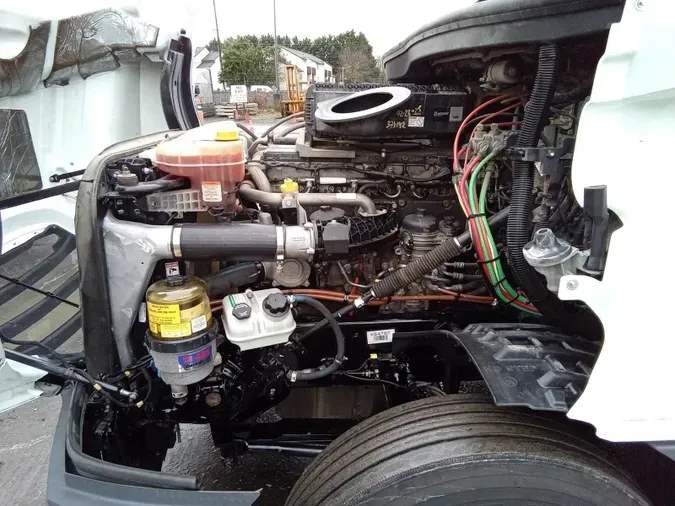 2019 Freightliner Cascadia 126