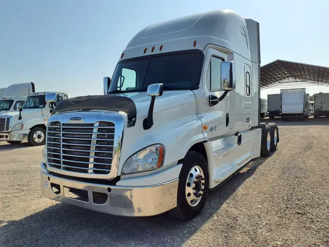 2018 FREIGHTLINER/MERCEDES CASCADIA 125