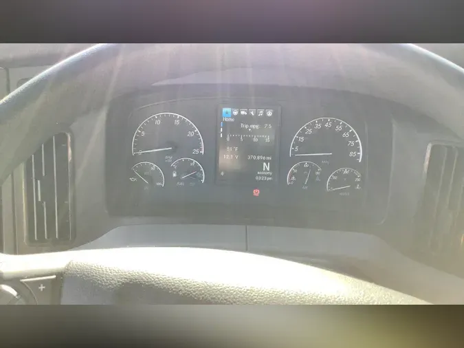 2022 Freightliner Cascadia 126