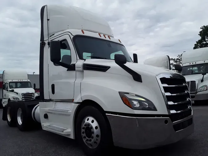 2020 FREIGHTLINER/MERCEDES NEW CASCADIA PX12664