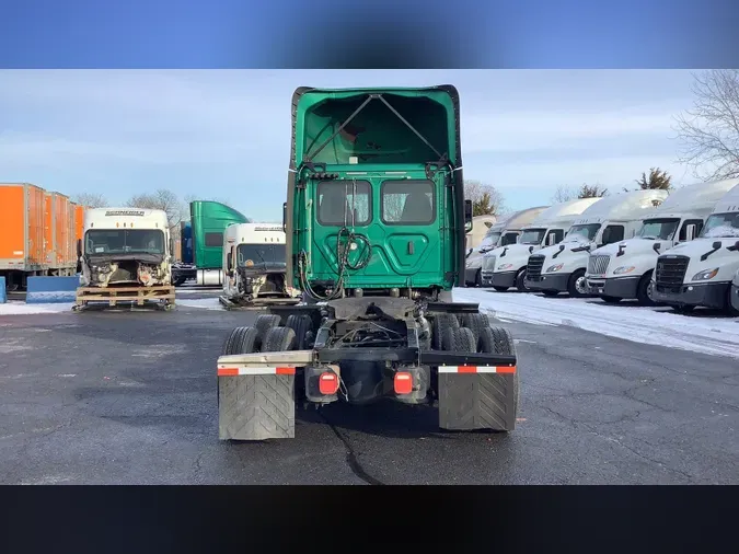 2020 Freightliner Cascadia 1266627834e5eeb89470023f37c3c09716b