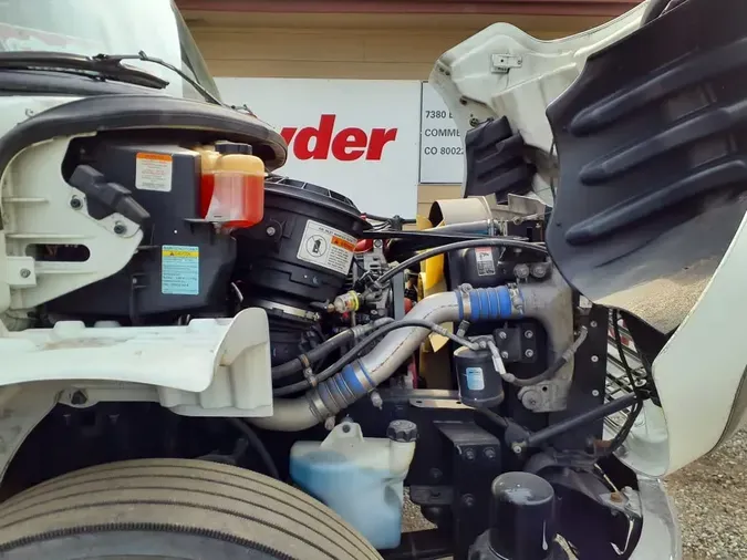 2019 FREIGHTLINER M2 106