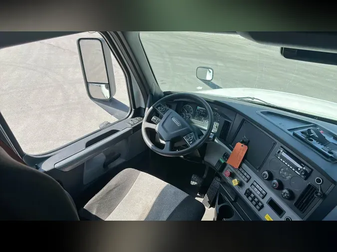 2021 Freightliner Cascadia