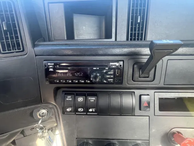 2019 International LT625