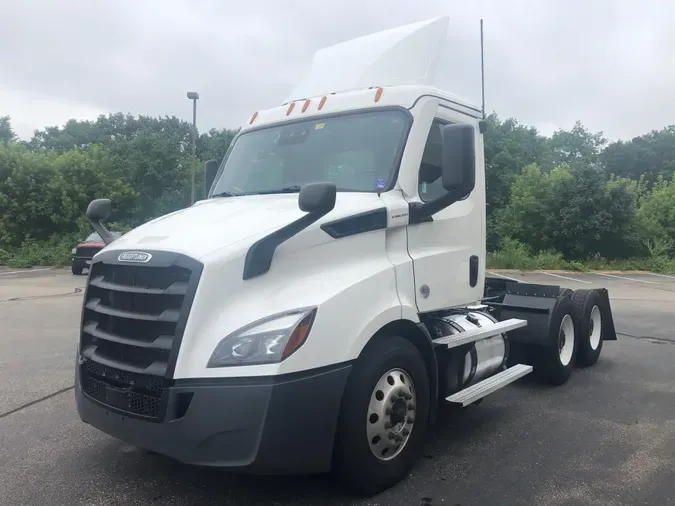 2022 Freightliner PE116DC