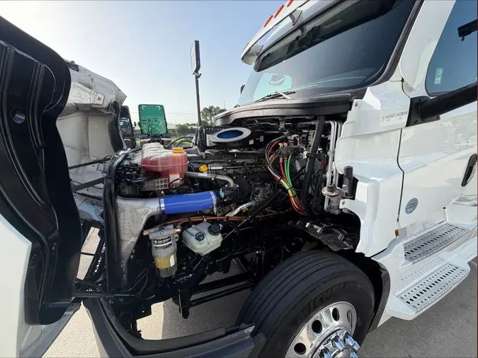2024 Freightliner PT126SLP662f6b26edf5edf375313f8ecb3fb670