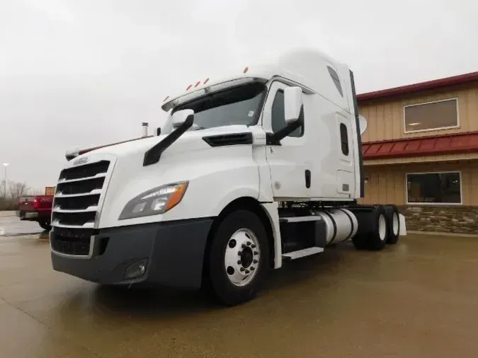 2020 Freightliner Cascadia