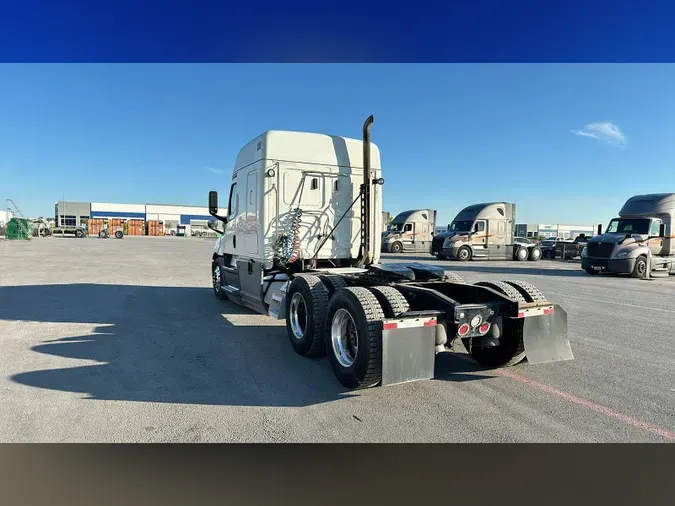 2020 Freightliner Cascadia