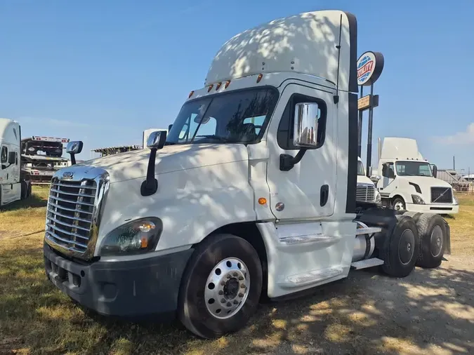 2020 FREIGHTLINER/MERCEDES CASCADIA 125663828c4d285f9056ad797c3e1d26c5e