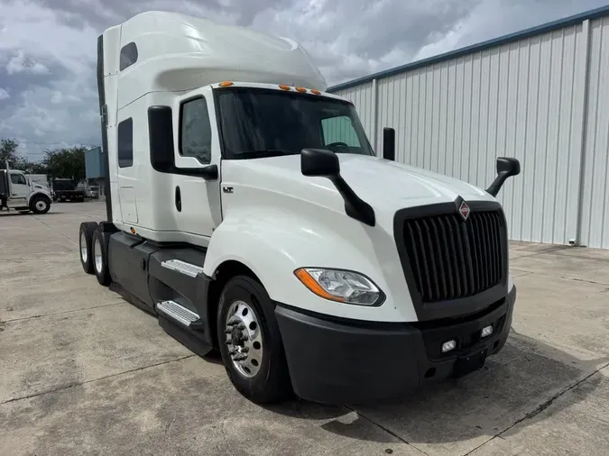 2022 International LT625663bb06731b92a60d7ff935581713add