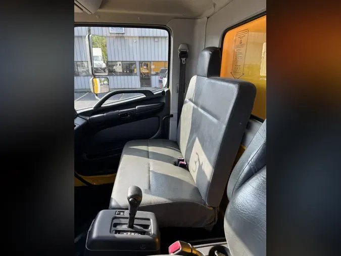 2020 Hino 338