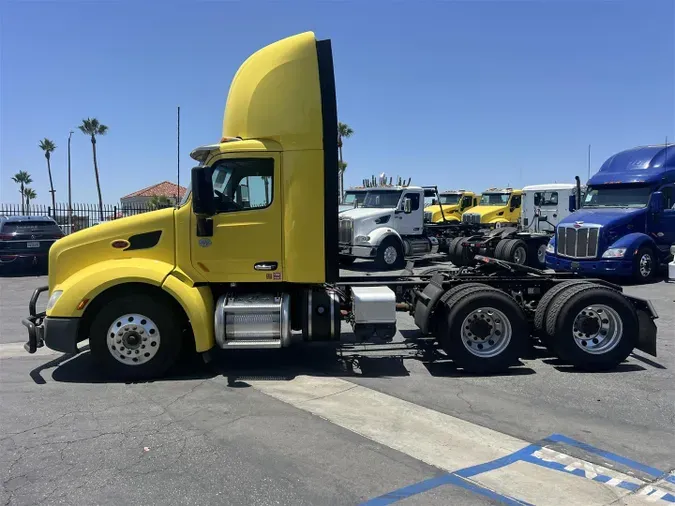2021 Peterbilt 579