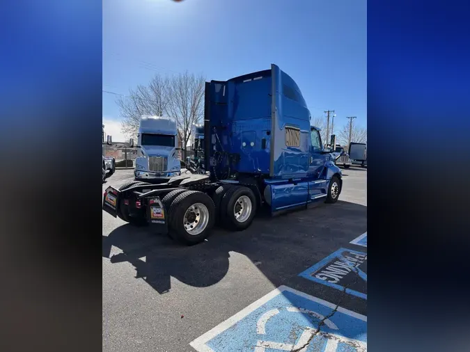 2022 International LT625