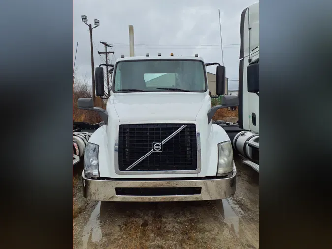 2016 VOLVO VNL42TRACTOR