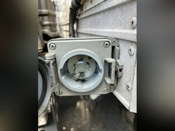 2020 ISUZU NQR6641831ab841c248ad1eec2dd0f7f29e