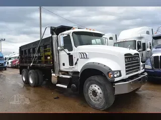 2014 MACK GRANITE GU713