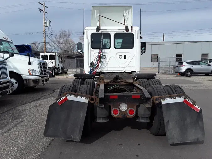 2018 FREIGHTLINER/MERCEDES CASCADIA 125