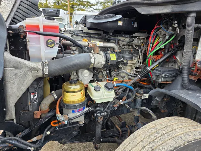 2018 FREIGHTLINER/MERCEDES CASCADIA 125