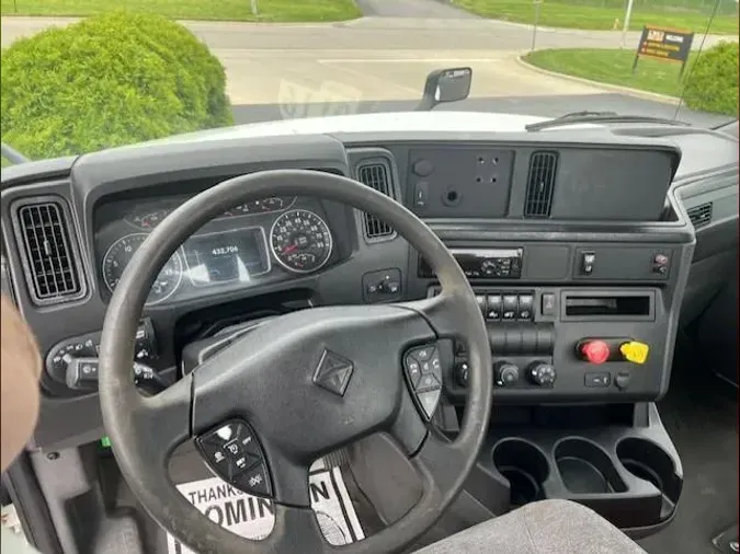 2020 International LT625