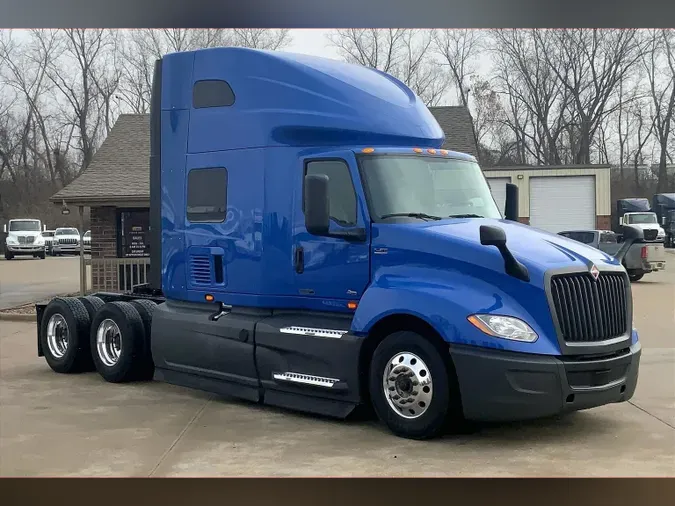 2022 INT LT625 6x4664911a9b3b5b3bb68af7bdfe56d269f