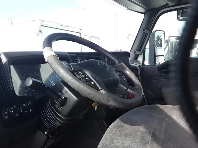 2019 NAVISTAR INTERNATIONAL LT625 DAYCAB T/A