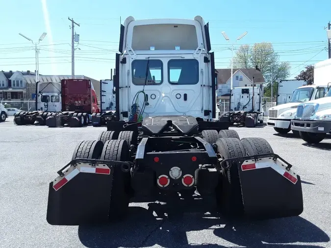 2019 FREIGHTLINER/MERCEDES CASCADIA 125