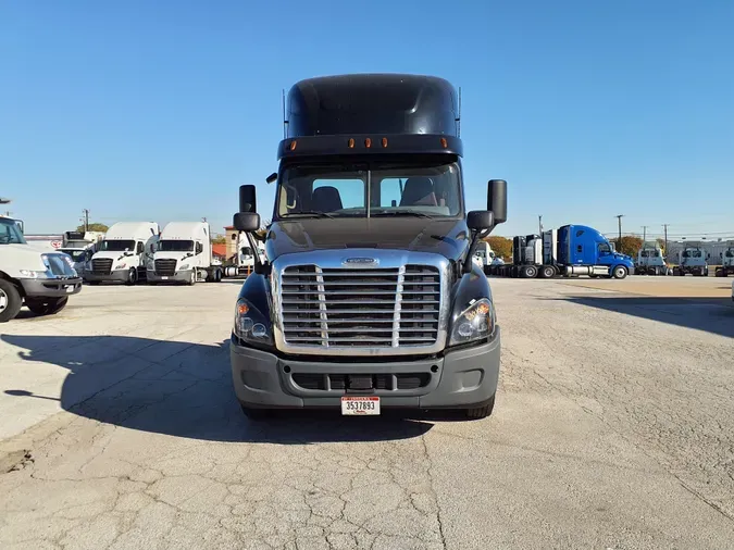 2019 FREIGHTLINER/MERCEDES CASCADIA 125