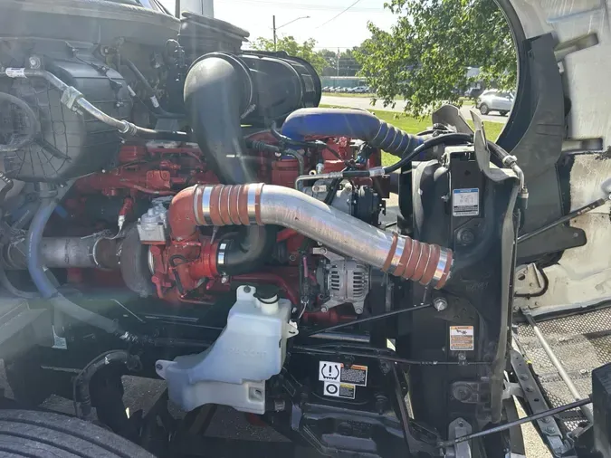2022 Peterbilt 5796655faa122bd58f137e3de2b04d42ed3