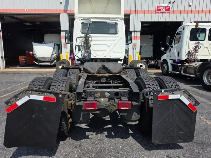 2019 NAVISTAR INTERNATIONAL LT625 DAYCAB T/A