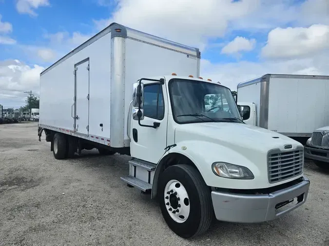 2018 FREIGHTLINER/MERCEDES M2 106