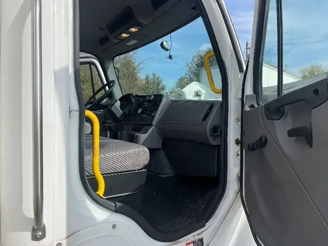 2020 Freightliner M2