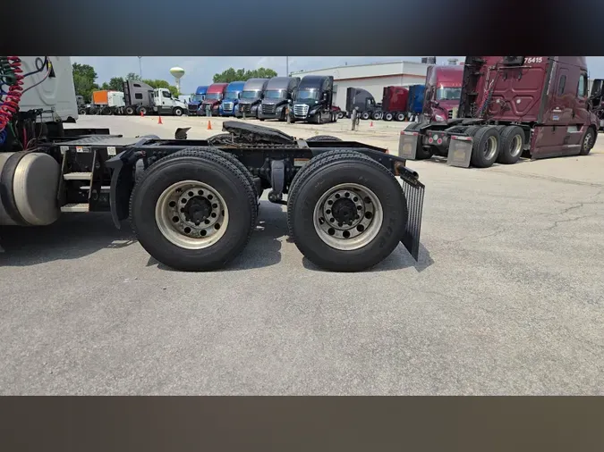2019 Freightliner Cascadia 126665a78a97bbe4a529078b186c80df8b6