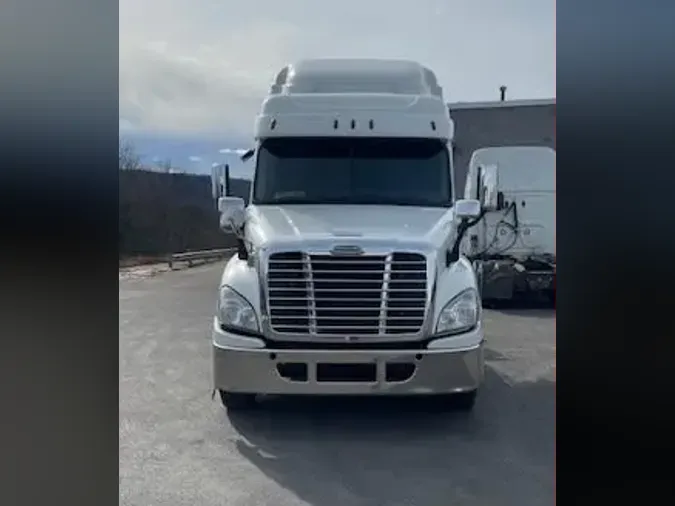 2019 FREIGHTLINER/MERCEDES CASCADIA 125