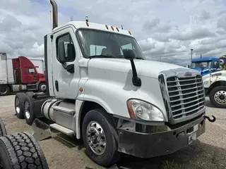 2017 FREIGHTLINER CASCADIA 125