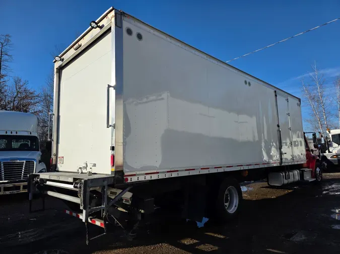 2019 FREIGHTLINER/MERCEDES M2 106