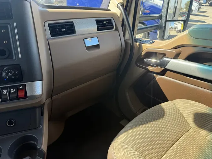 2022 Kenworth T680666357e6a7151a077f1920abb3433706